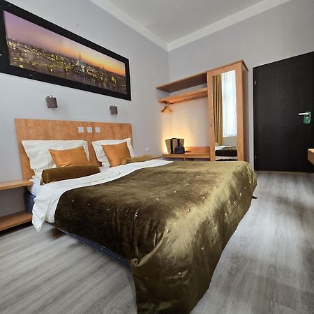 City Hotel Storch Colonia Exterior foto