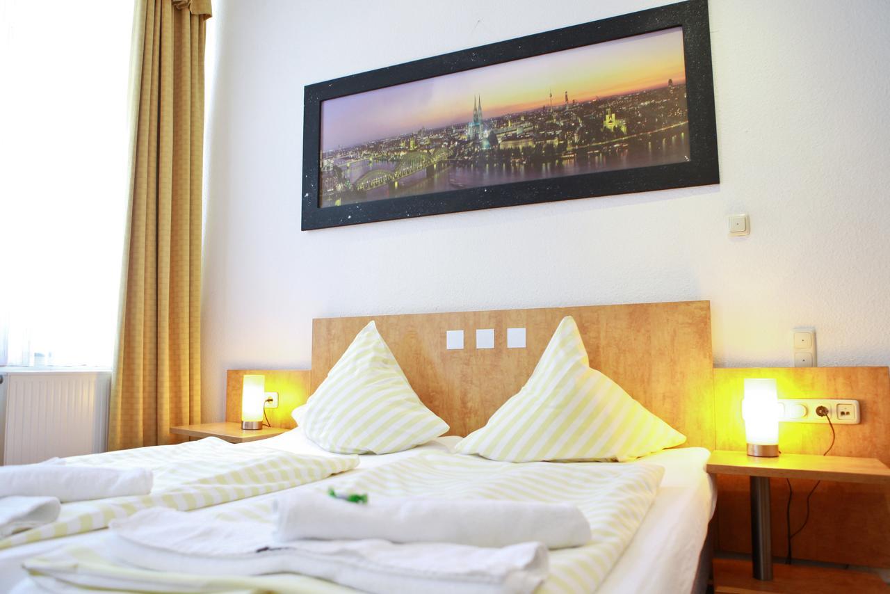 City Hotel Storch Colonia Exterior foto