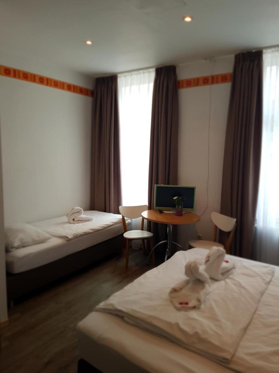 City Hotel Storch Colonia Exterior foto